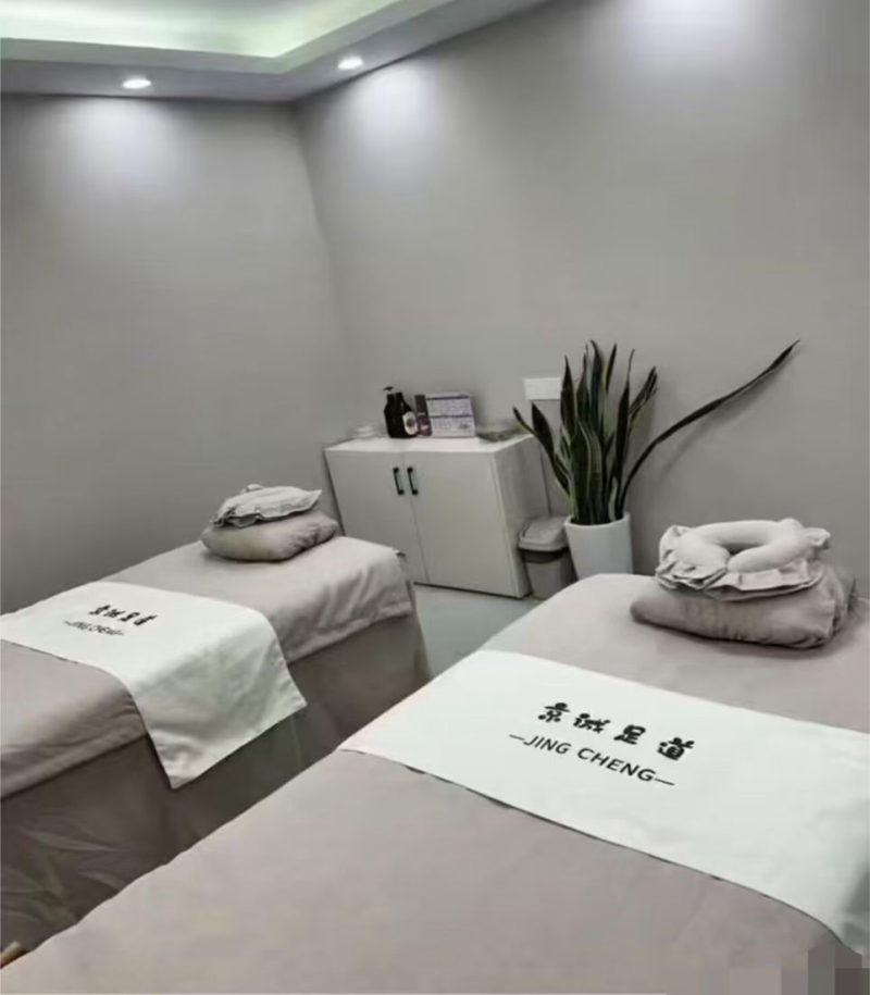 上江北华彩城修脚店转让，